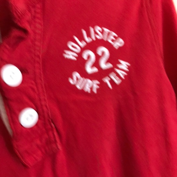 Red shirt - Picture 3 of 4